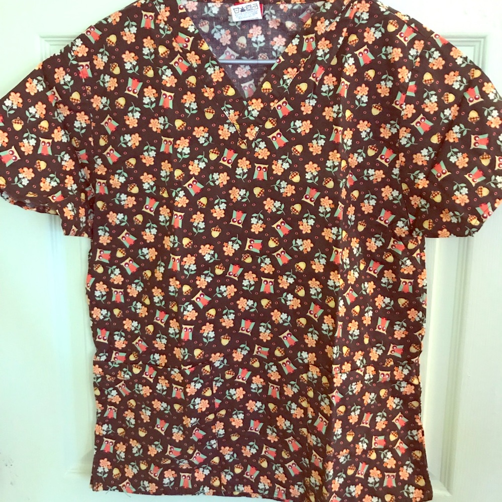 Dickies Owl Scrub Top